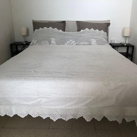Appartement De Charme Avignon Centre Historique Terrasse Et Balcon Place Pie المظهر الخارجي الصورة