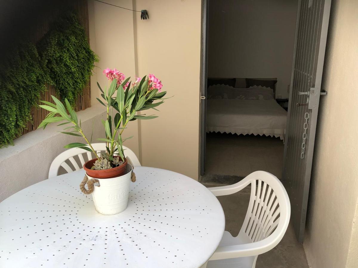 Appartement De Charme Avignon Centre Historique Terrasse Et Balcon Place Pie المظهر الخارجي الصورة