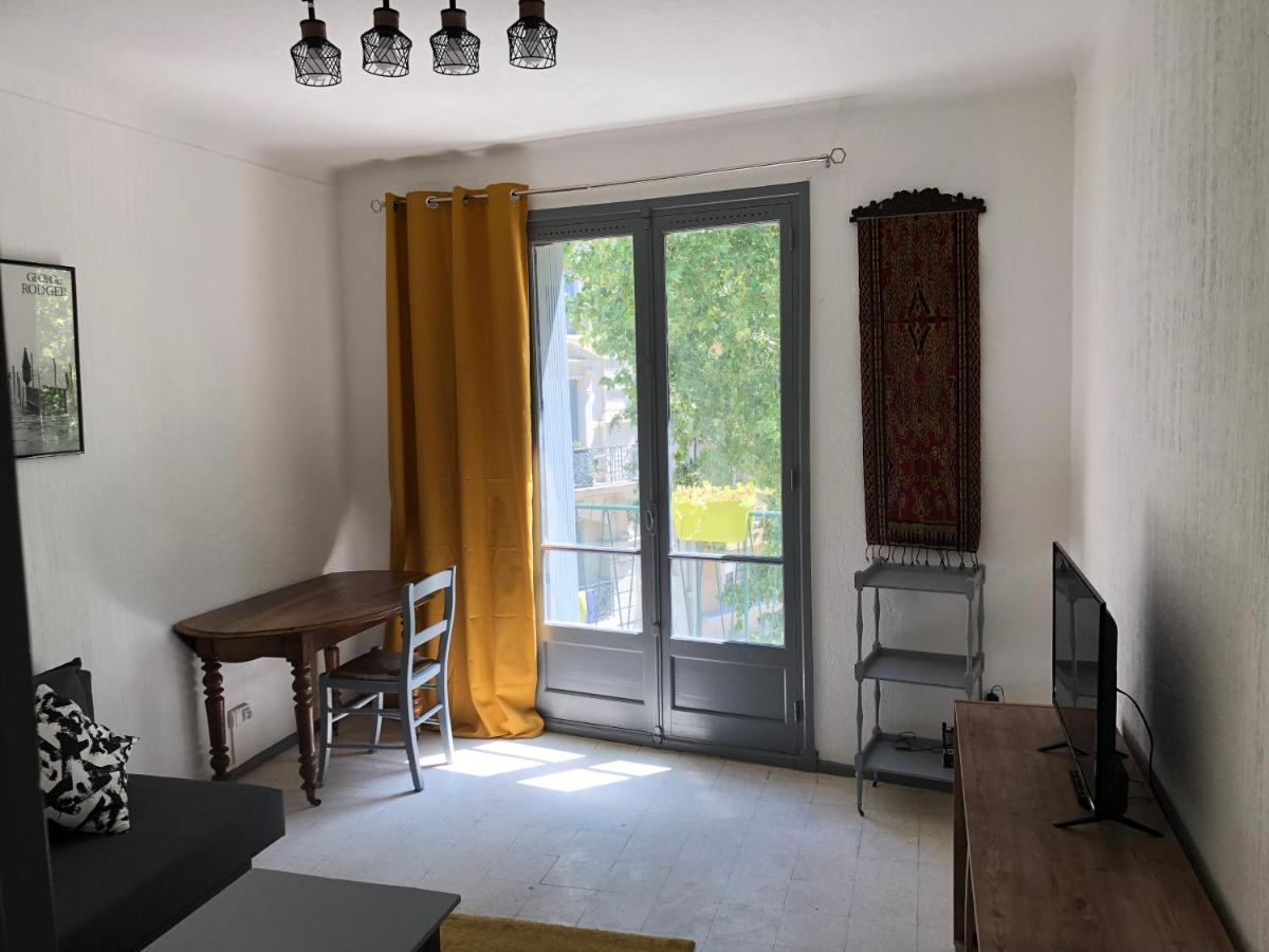 Appartement De Charme Avignon Centre Historique Terrasse Et Balcon Place Pie المظهر الخارجي الصورة