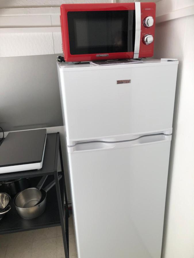 Appartement De Charme Avignon Centre Historique Terrasse Et Balcon Place Pie المظهر الخارجي الصورة