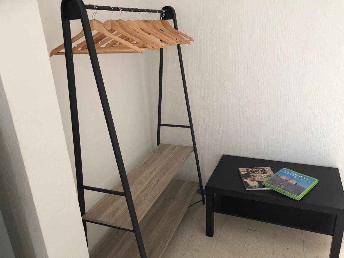 Appartement De Charme Avignon Centre Historique Terrasse Et Balcon Place Pie المظهر الخارجي الصورة
