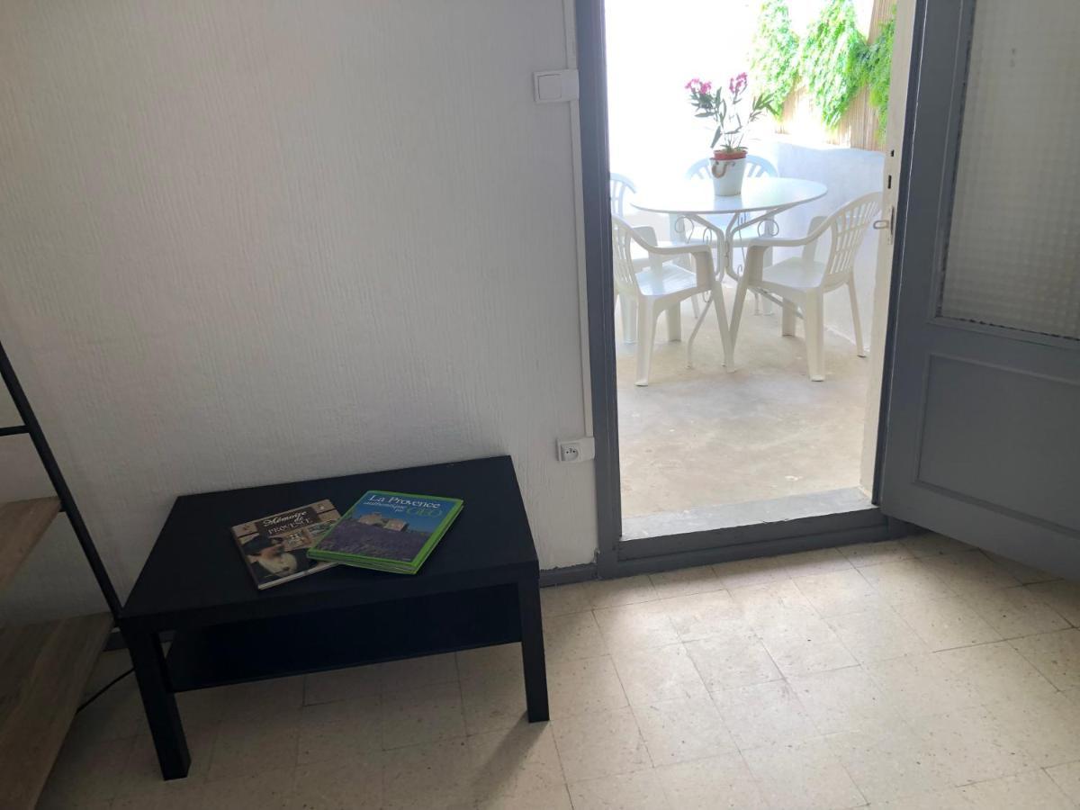 Appartement De Charme Avignon Centre Historique Terrasse Et Balcon Place Pie المظهر الخارجي الصورة