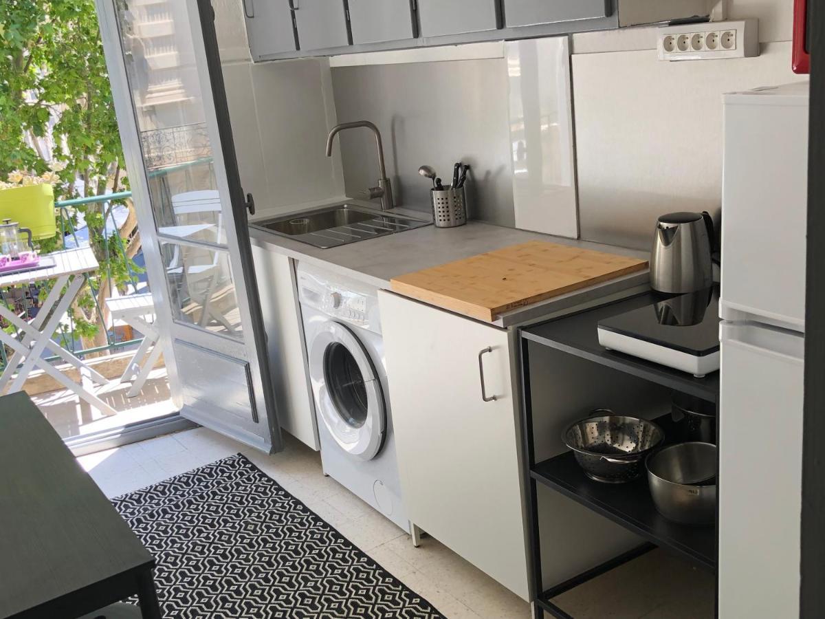 Appartement De Charme Avignon Centre Historique Terrasse Et Balcon Place Pie المظهر الخارجي الصورة