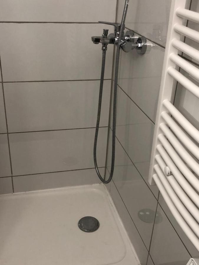 Appartement De Charme Avignon Centre Historique Terrasse Et Balcon Place Pie المظهر الخارجي الصورة