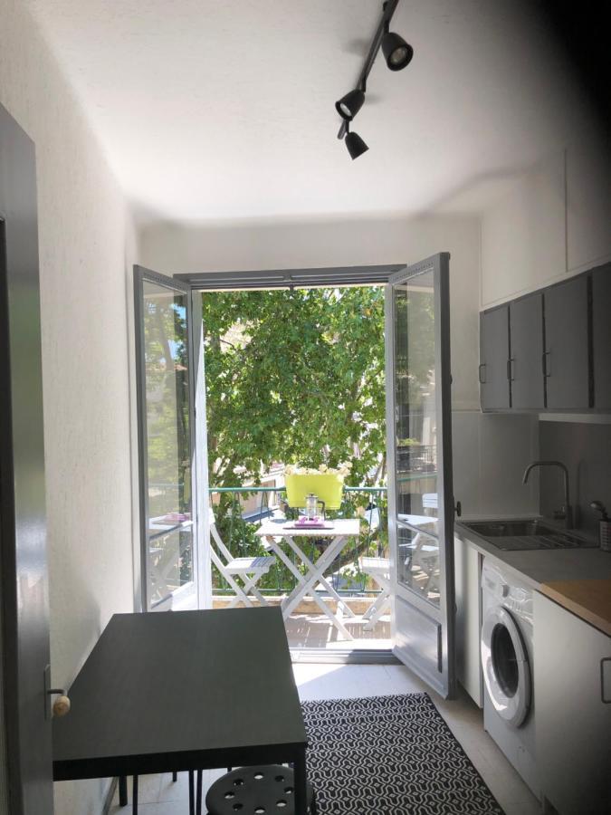 Appartement De Charme Avignon Centre Historique Terrasse Et Balcon Place Pie المظهر الخارجي الصورة