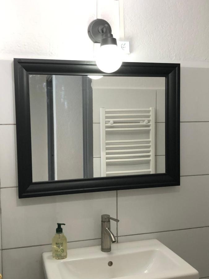 Appartement De Charme Avignon Centre Historique Terrasse Et Balcon Place Pie المظهر الخارجي الصورة